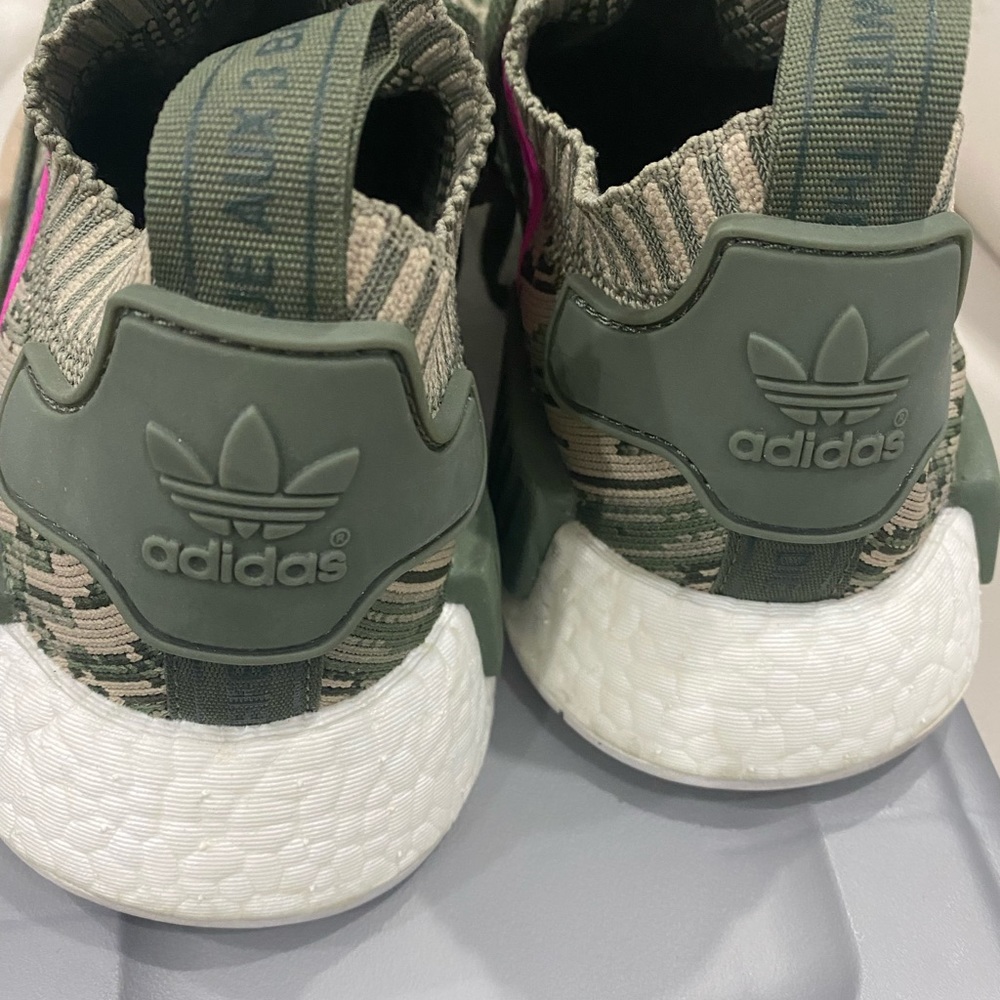💰PRICE ⬇️
 ADIDAS -  SERGEANT MAJOR/GREEN
NIGHT/SHOCK PINK - size 7 - Picture 5 of 11